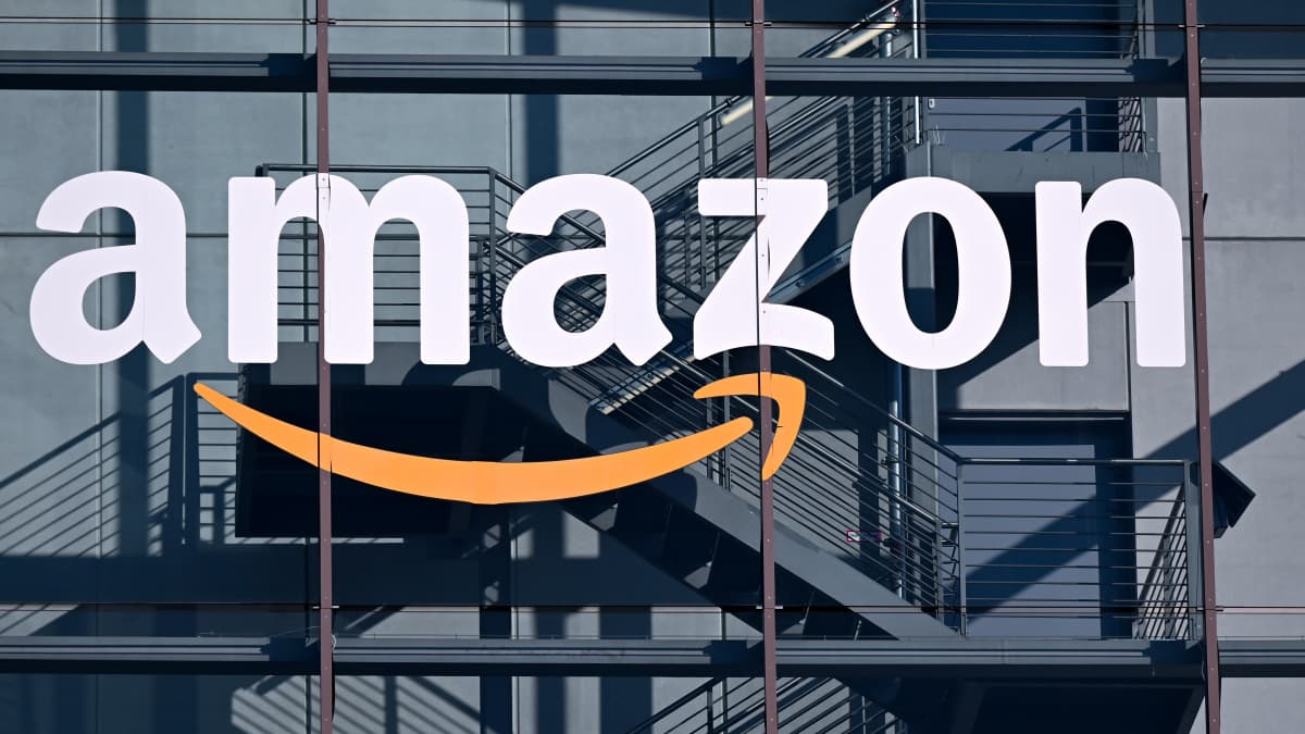 Amazon reportedly wants to help shop media site content to AI companies